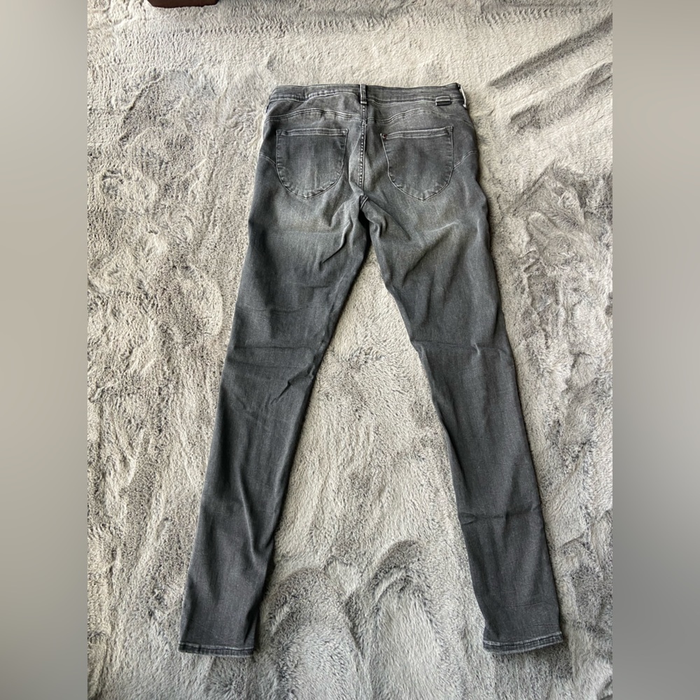 H&M stretchy skinny jeans size 30/32